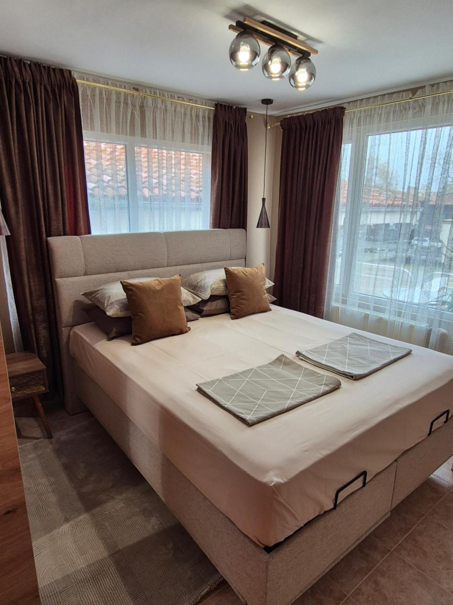 Hotel The White House Nesebyr Zewnętrze zdjęcie